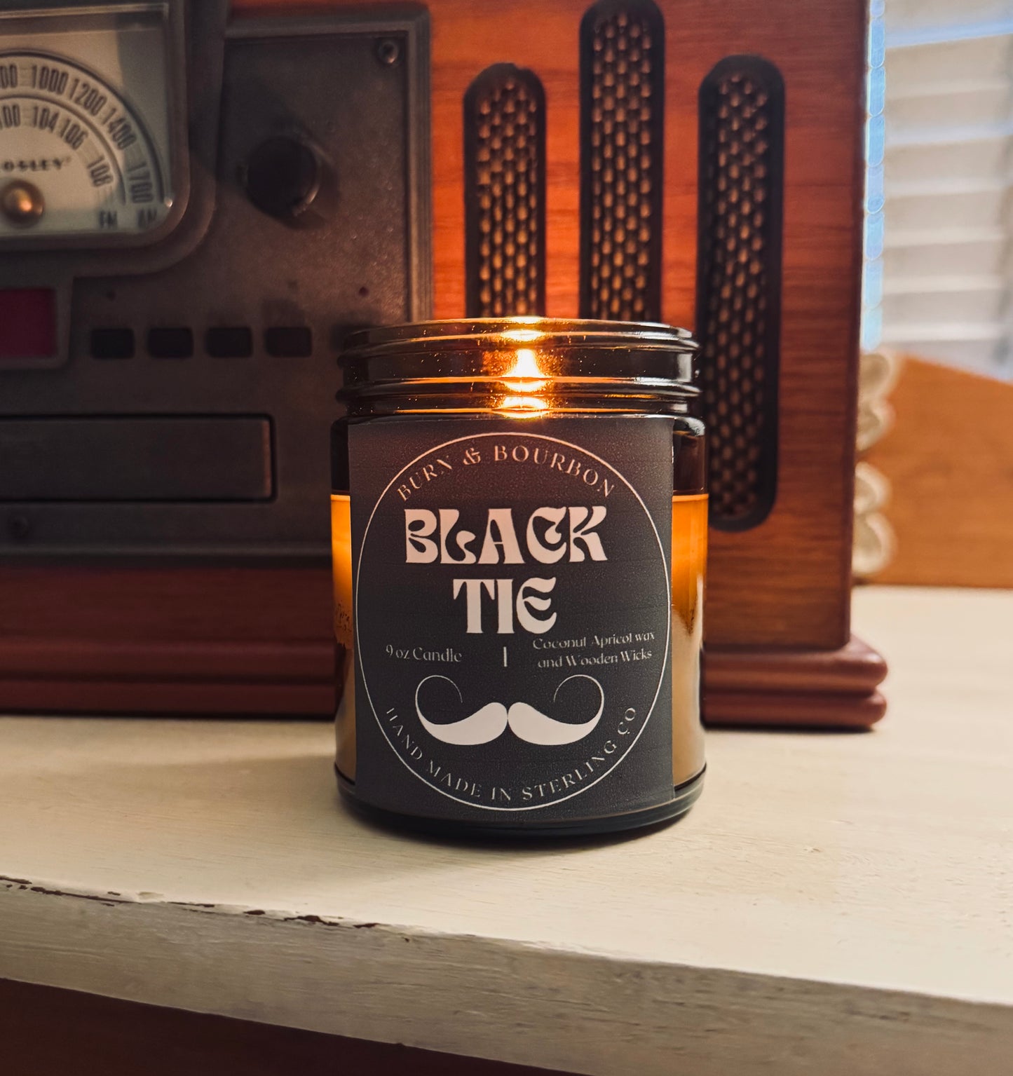 Black Tie | 9oz Wooden Wick Candle