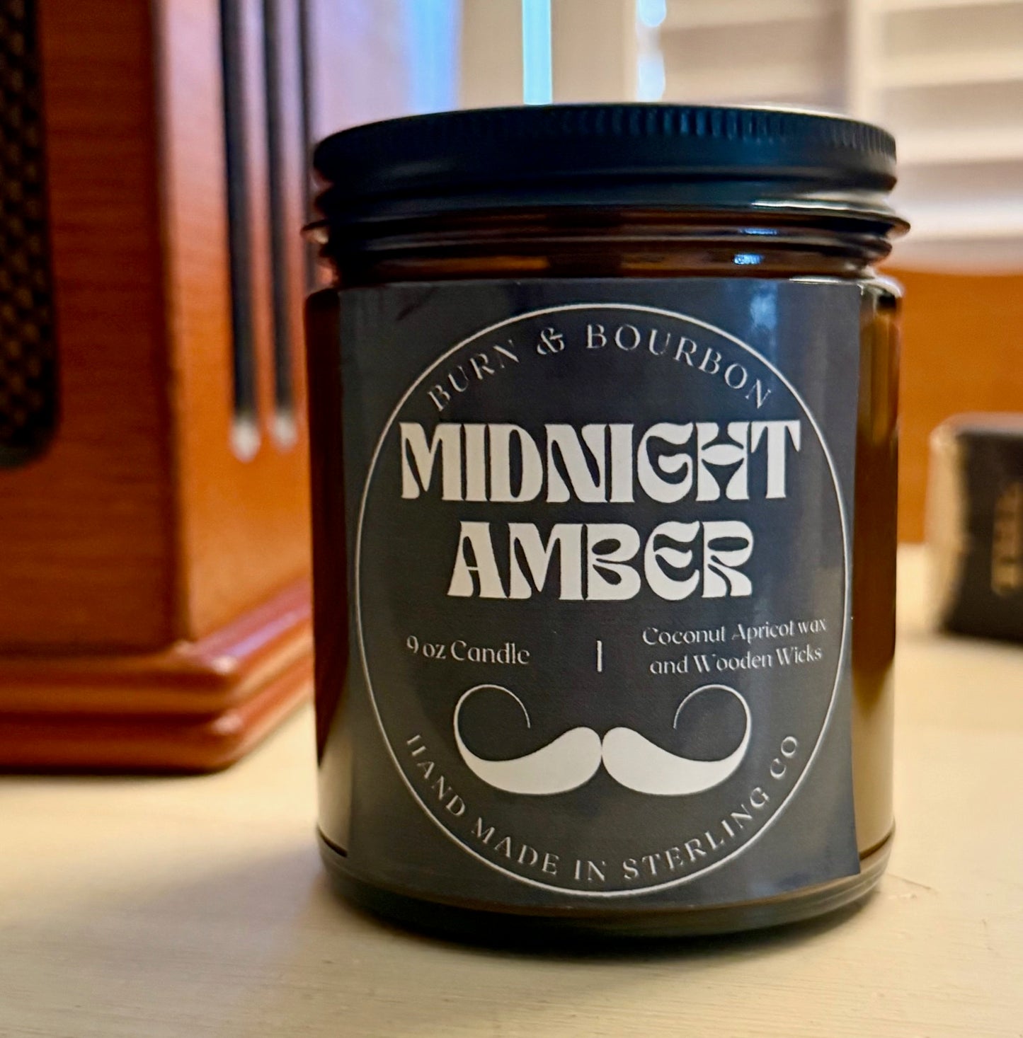Midnight Amber | 9oz Wooden Wick Candle